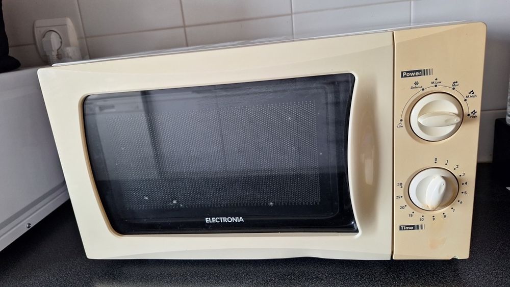 Micro-ondas electronia