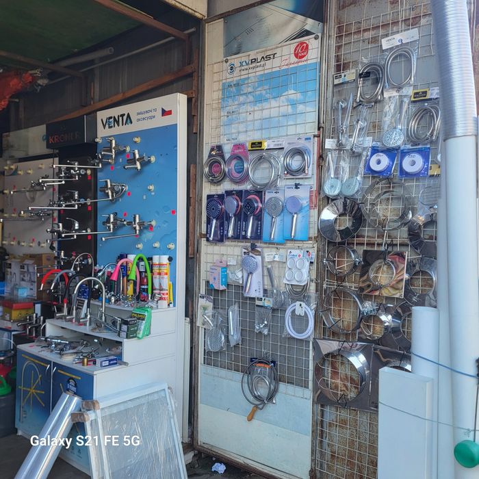 Сінний ринок ларьок 22 метра