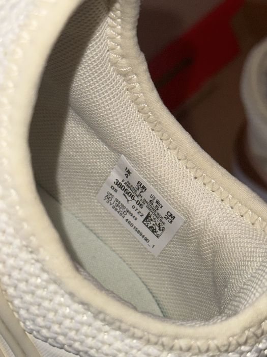 Кросівки puma жіночі НОВІ абсолютно