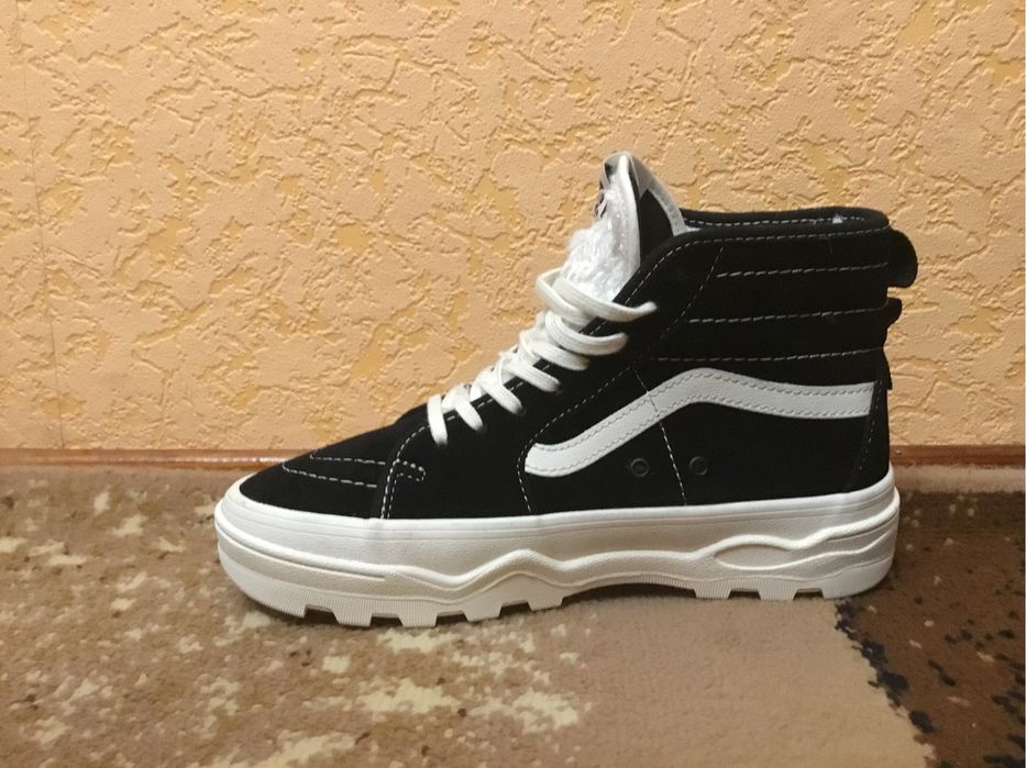 Жіночі кросівки Vans