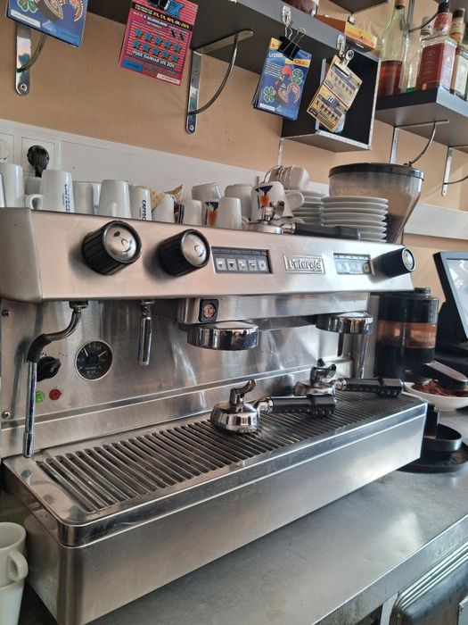 Vendo máquina de café profissional Futurete