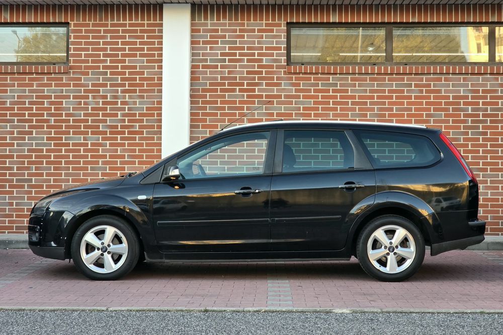 Ford Focus SW 1.6 TDCI 110cv — photo 2