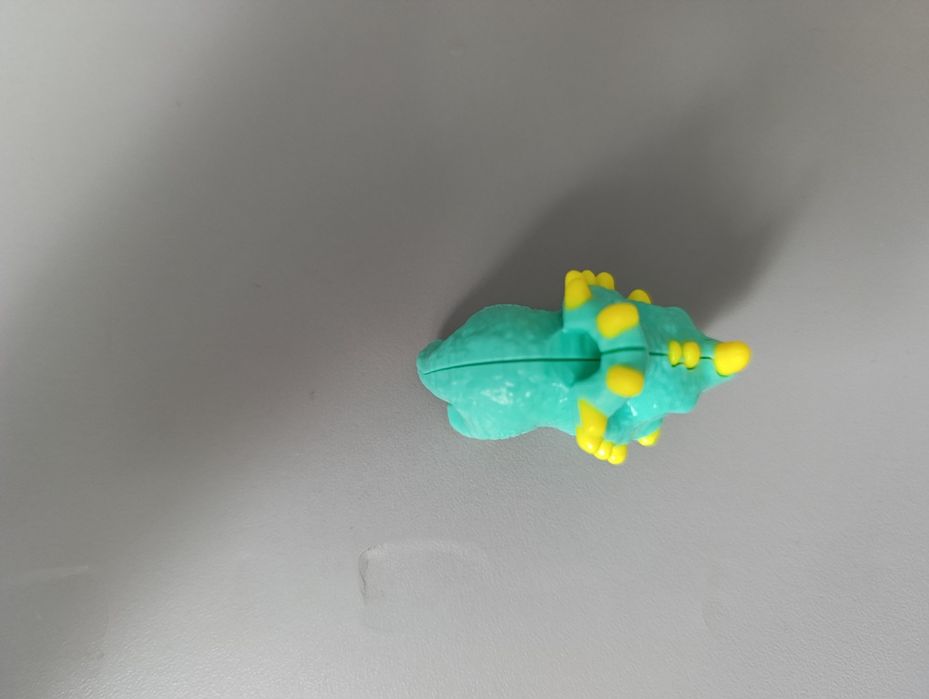 Dinozaur z Kinder joy