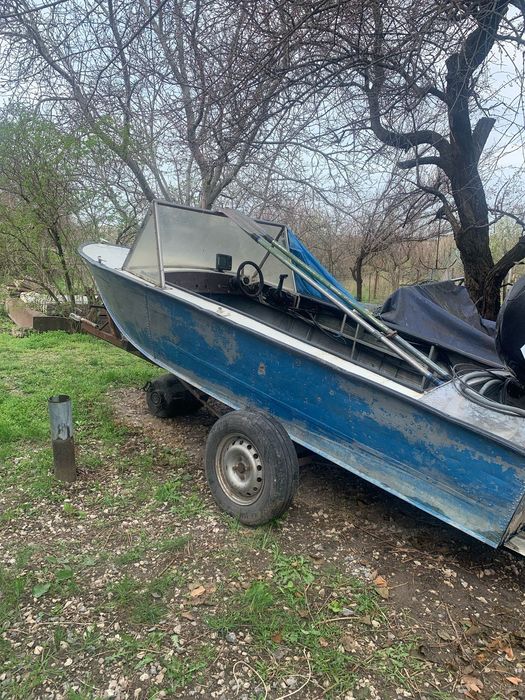 Продам прогрес 4 с мотором меркурии 115(фулл комплект)