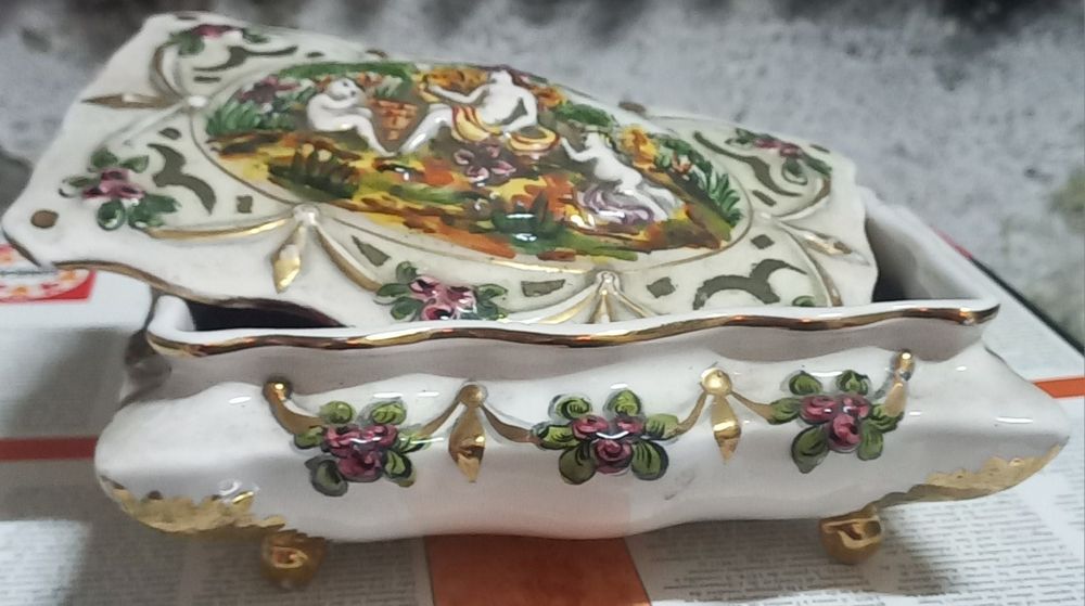 Loiça antiga várias peças