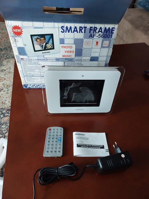 Цифровая фото рамка Assistant новая
