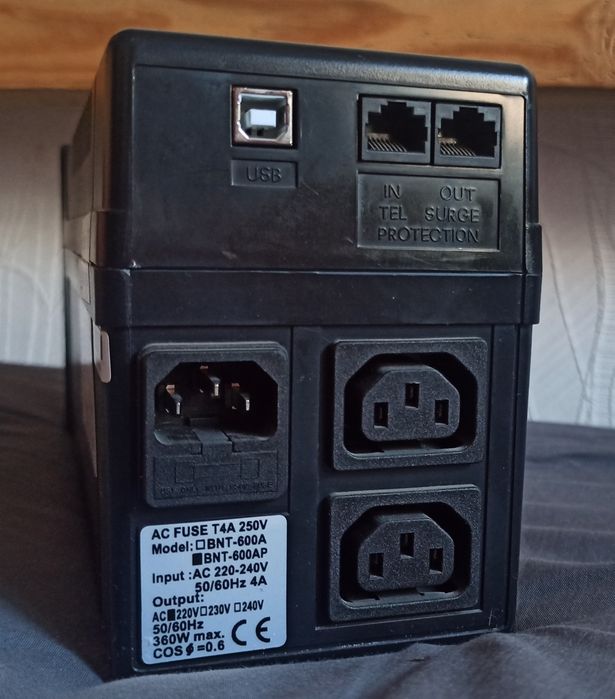 ИБП Powercom с аккумулятором