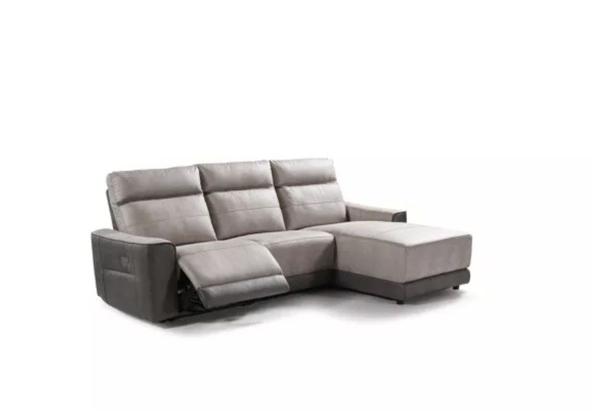 Sofá com chaise longue em 2 tons de cinza com garantia extra até 2030