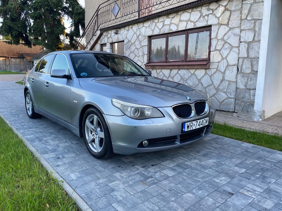 BMW E60 520i M54