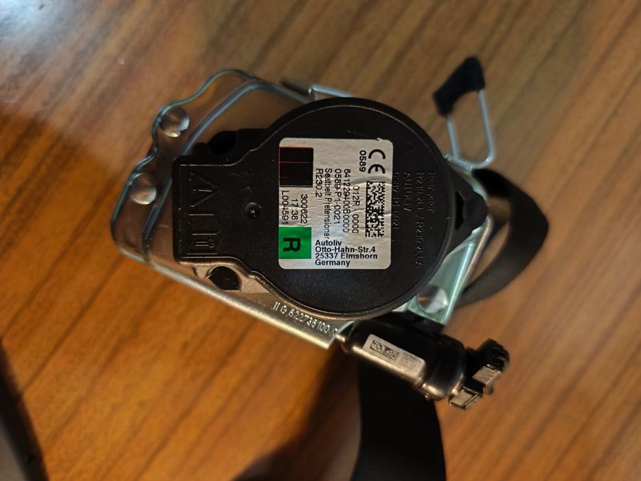 Peças material BMW serie 1 F40 ver descrição