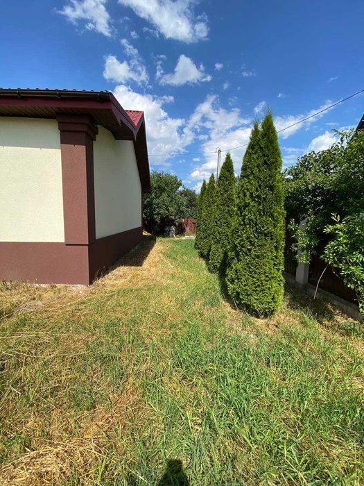 Будинок недалеко від Міста,6 соток Землі