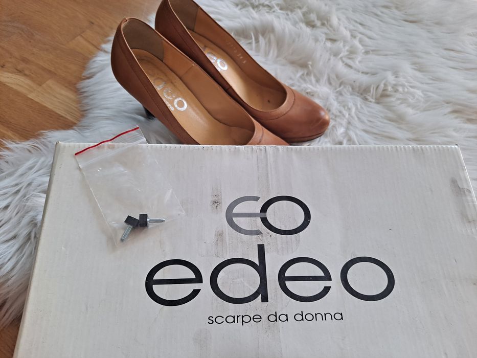 Półbuty skórzane na szpilce