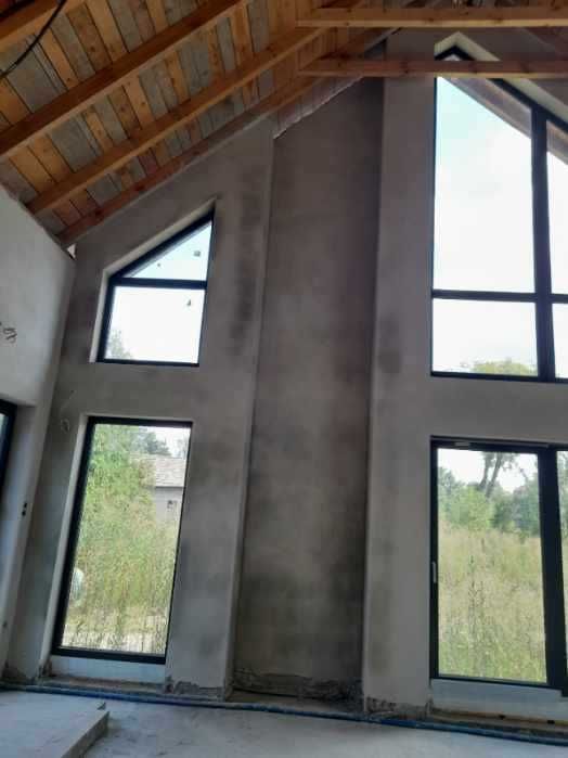 Tynki maszynowe cementowo wapienne