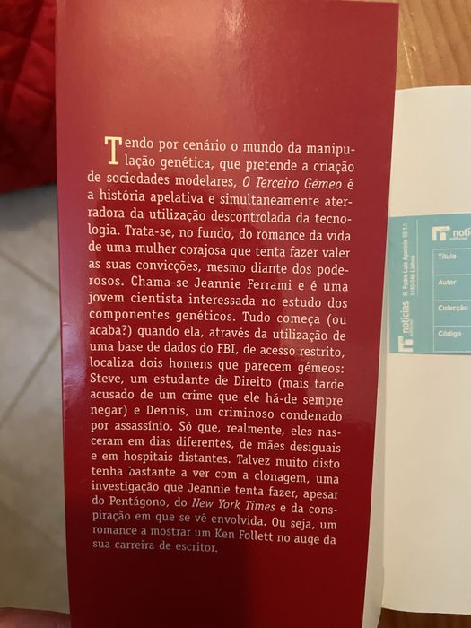John Grisham e Ken Follet - Livros seminovos