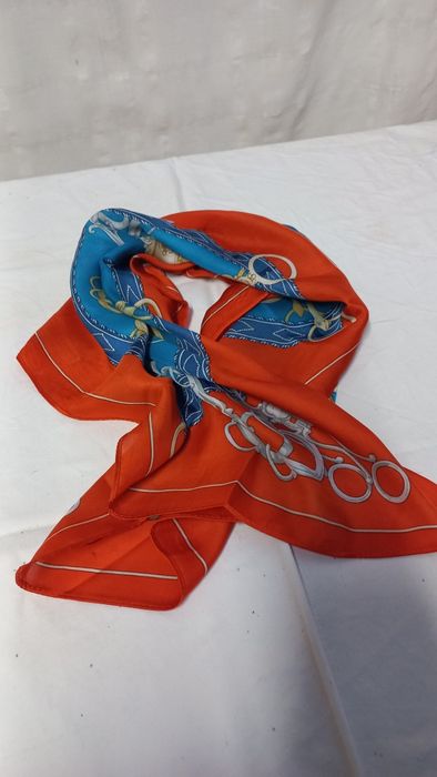 Lenço unisexo tecido acetinado