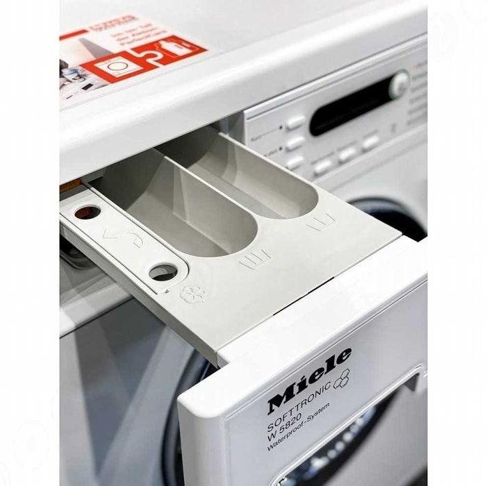 Пральна машина Miele / Міле W 5820, 7 кг, дисплей, біла, 1400 об/хв