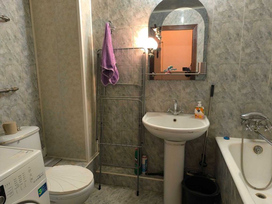 продам 1к.кв на Алексеевке, пр.Л.Свободы 46-в, с мебелью и техникой