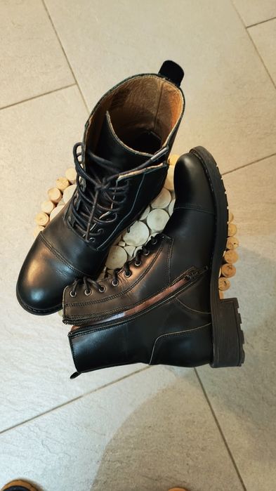 Botas de cabedal homem