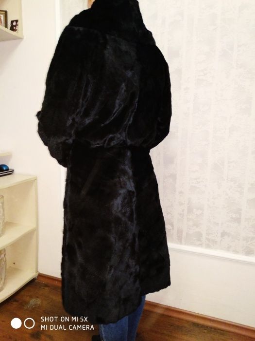 Шуба норка ( Fendi)