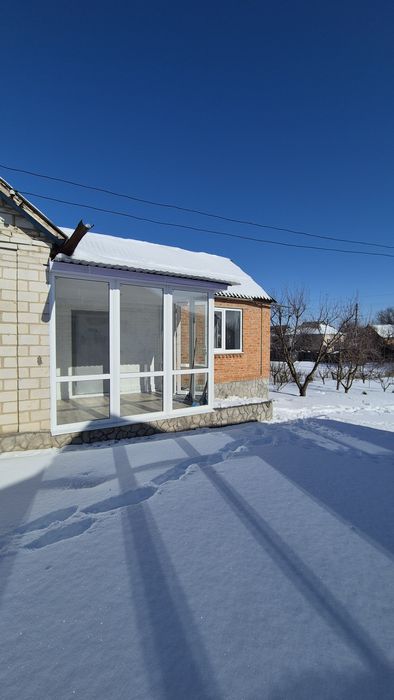 Продаж  будинку.  М. Тараща два будинки.  без комісії для покупця