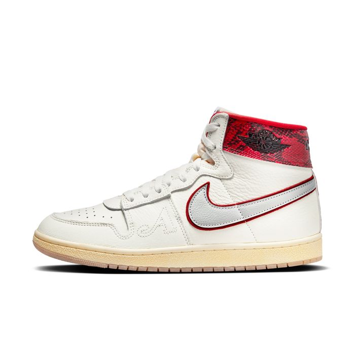 Кроссовки  Awake NY x Jordan Air Ship PE SP FN8675-100 (оригинал)