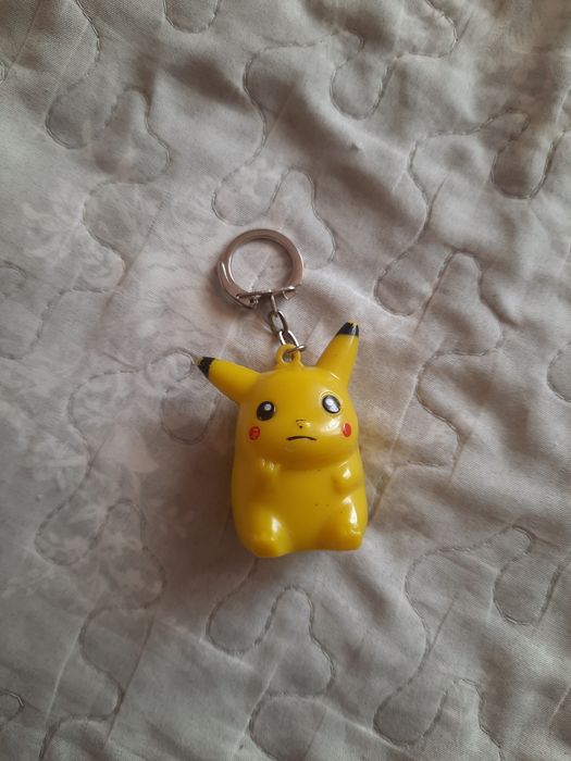 Breloczek pokemon lata 90