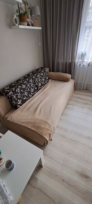 kanapa z pojemnikiem