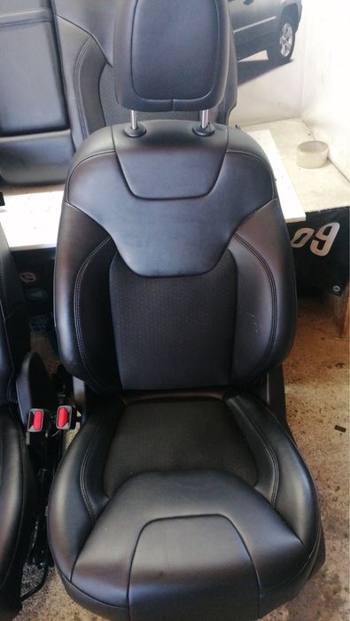 Салон сидіння сідушки Jeep Compass 2017-2024 з підігрівом комбіновані