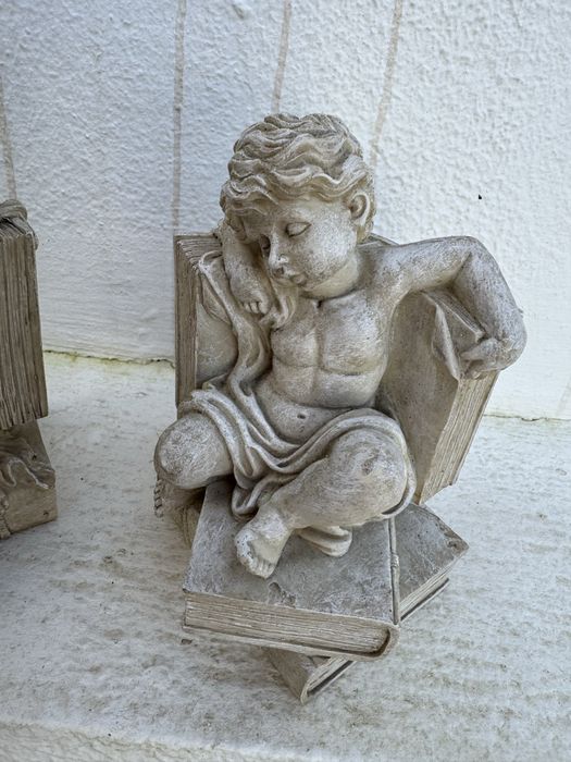 Conjunto de 2 imagens/estatuetas