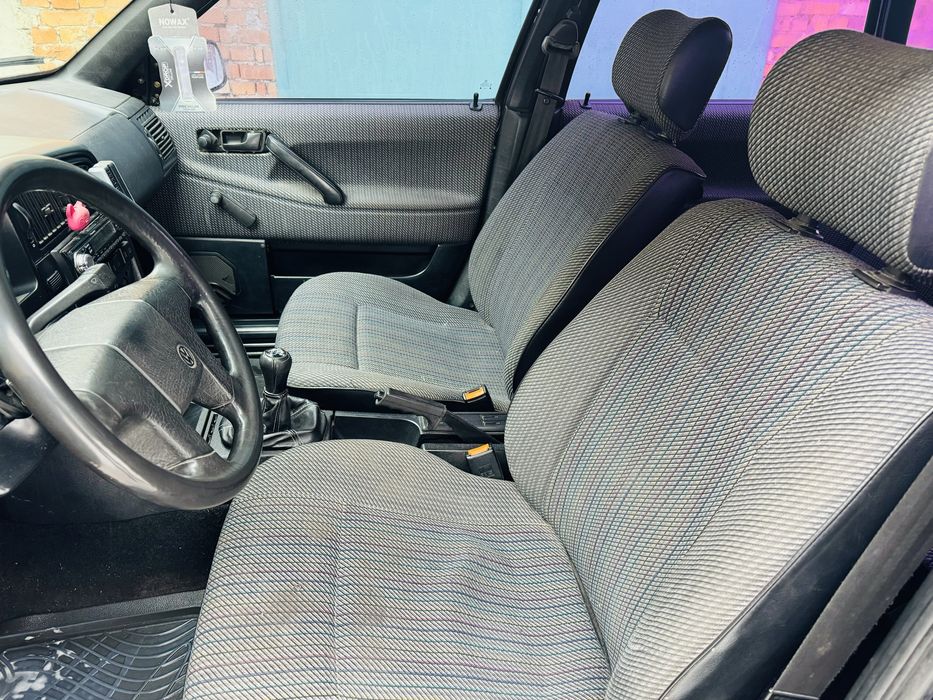 WV Пассат Б3 /  1.8 газ бензин