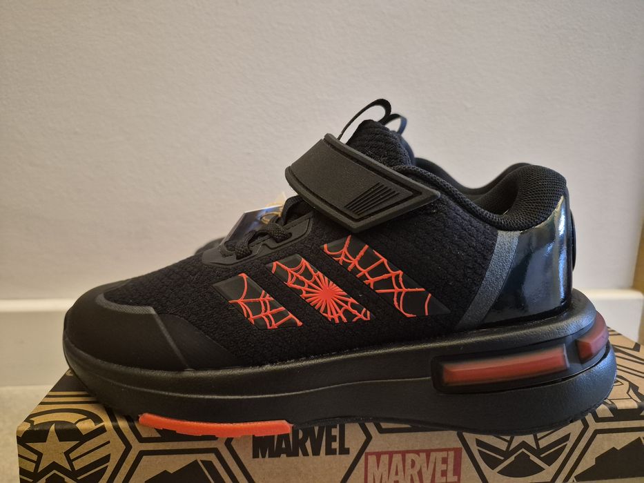 Nowe buty Adidas Marvel Spidey Racer roz. 34 (21 cm) Spiderman