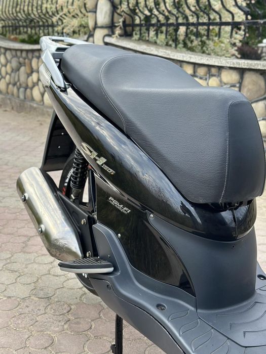 Скутер Honda sh 150