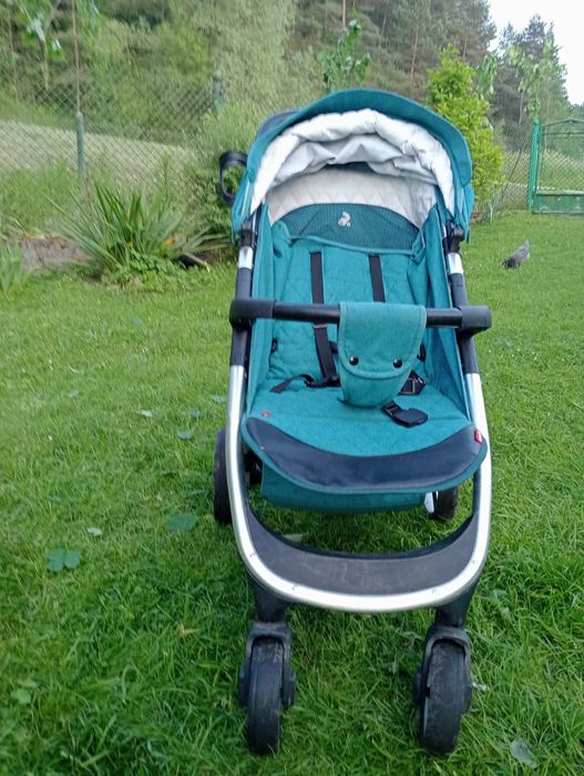 Прогулянкова коляска