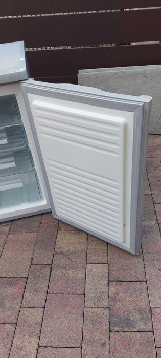 ZAMRAŻARKA na części  // LIFETEC // MD 13493 A+  MD 37072