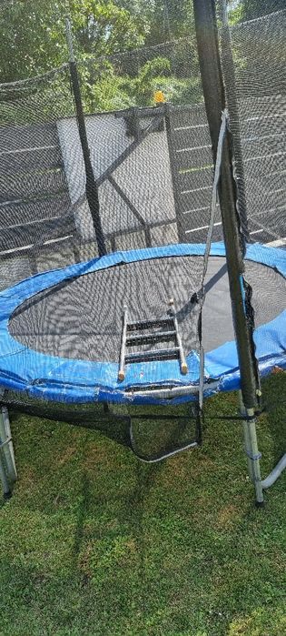Trampolina 250cm za darmo