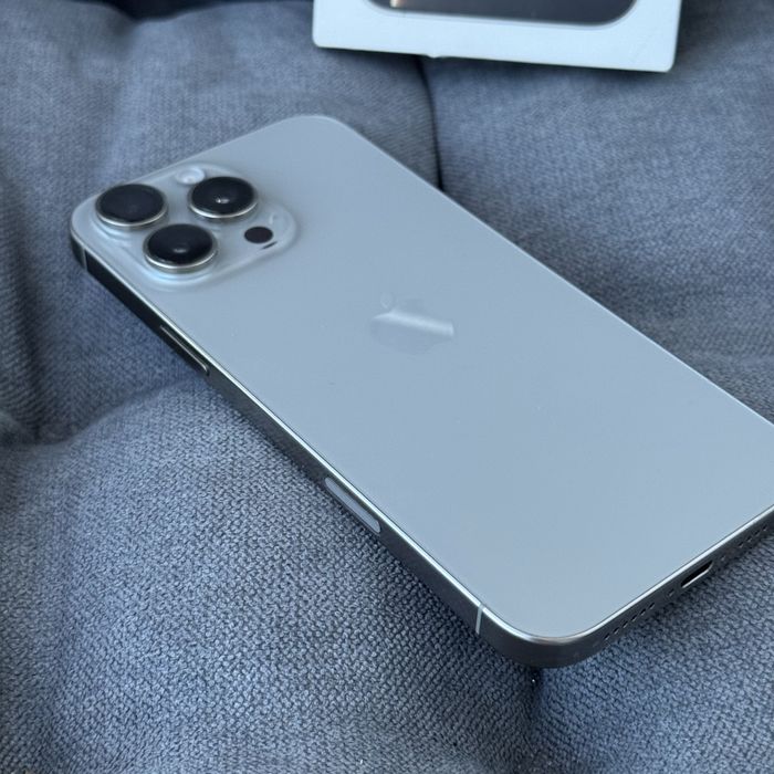Apple iphone 16 Pro Max 256 (дефект)