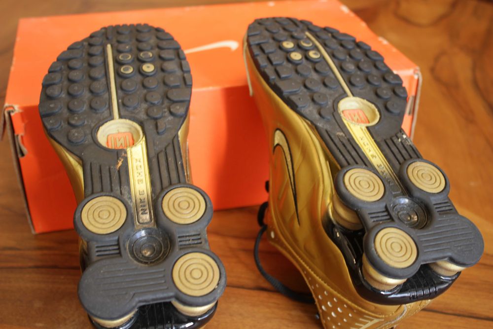 Ténis/ Sapatilhas Nike Shox R4