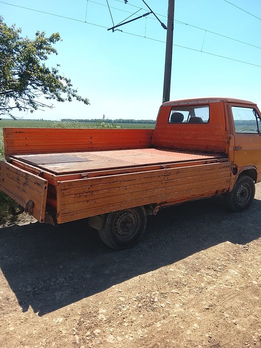 Volkswagen T3 1982 годах вантажний мінівен
