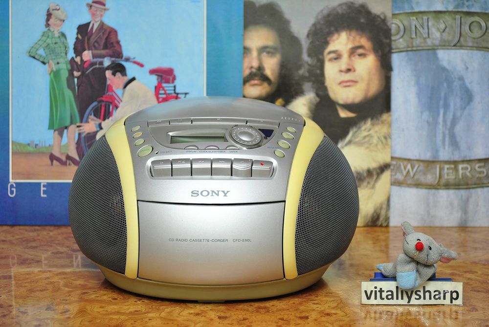Магнитола SONY CFD-E90L