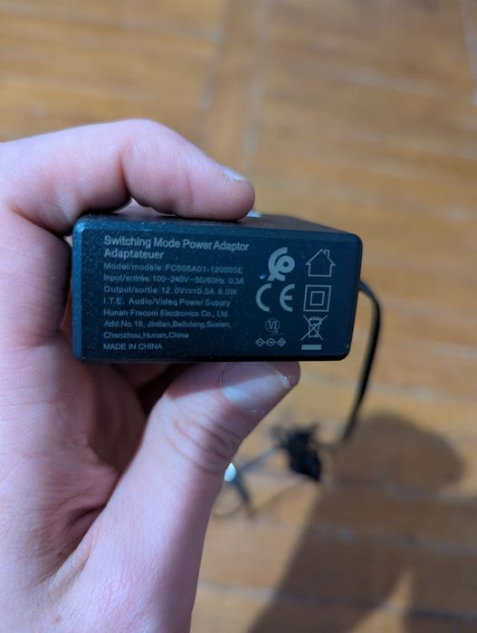 Мережевий комутатор Cisco CBS110-5T-D-EU