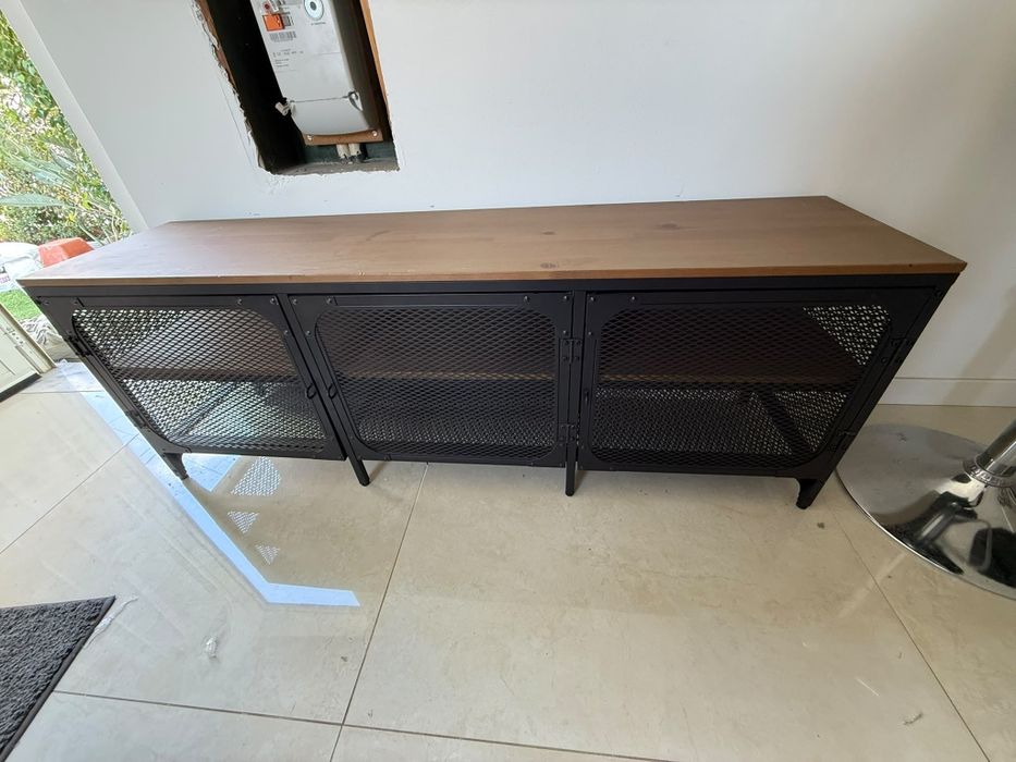 Aparador 150x36x54