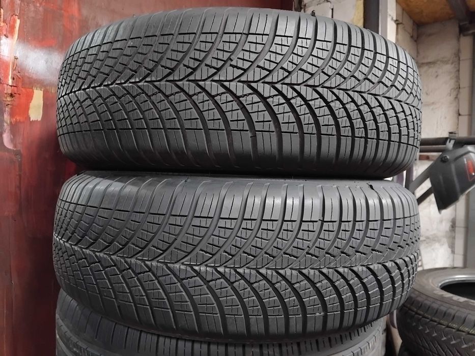 Шини бу 235/65 R17 Goodyear Vector 4 Season Gen 3 Пара 2025року