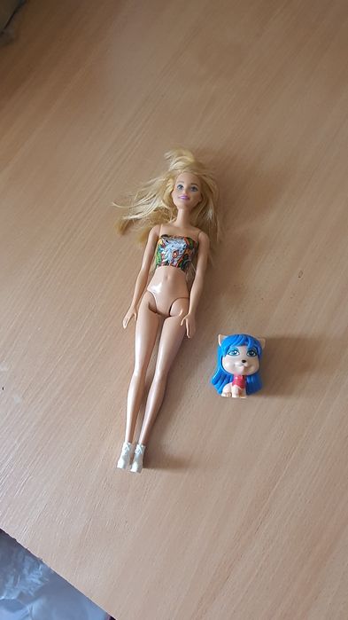 Мягкие игрушки и куколки