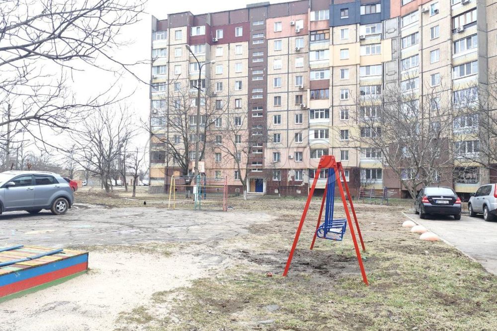 Продаж 3кімнатної квартири. вул. П. Глазового, 22.