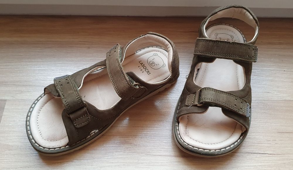 Sandałki chłopięce skórzane Lasocki roz 30, kolor khaki, dł wkł 19 cm