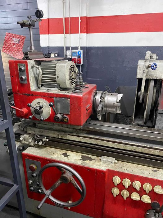 Szlifierka do wałów korbowych TOS