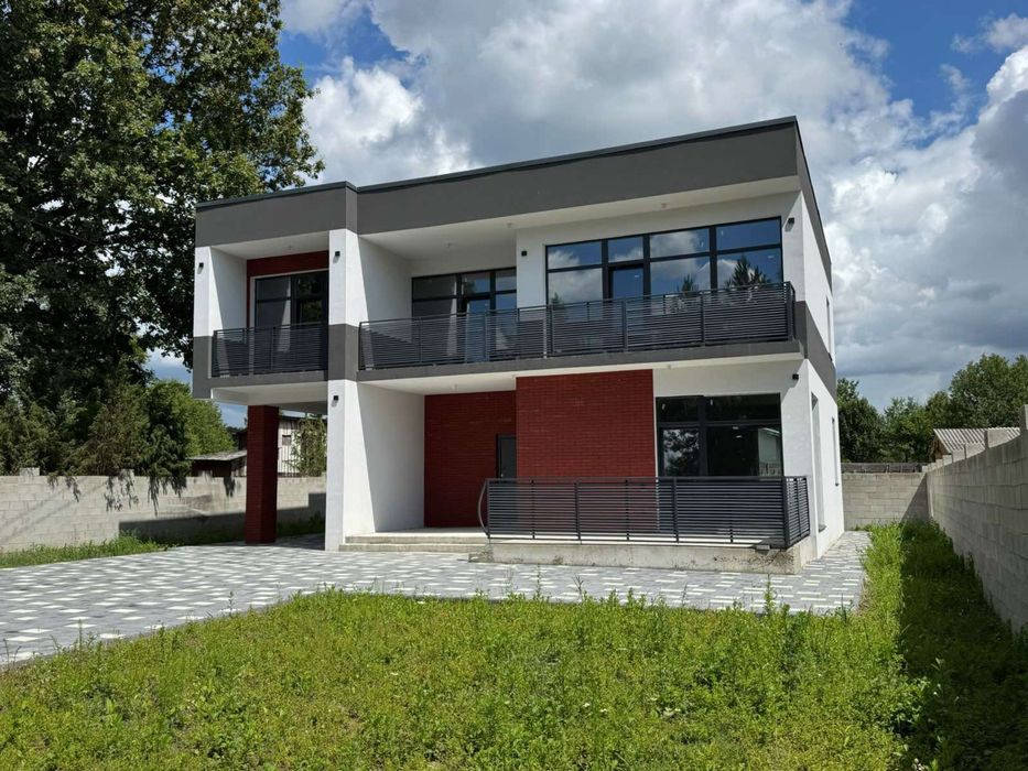 Продаж будинку в с. Бірки, ціна 185 000 $