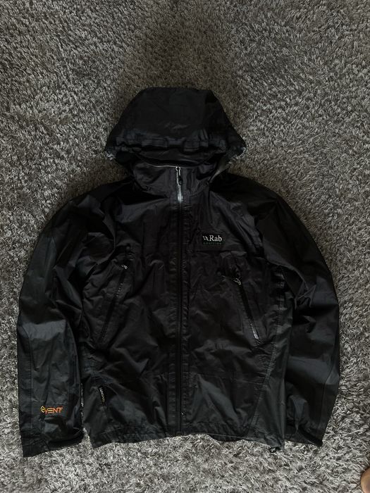 технологичная ветровка RAB оригинал