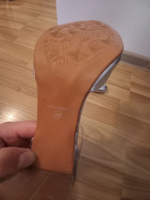 Szpilki sandałki rozmiar 38