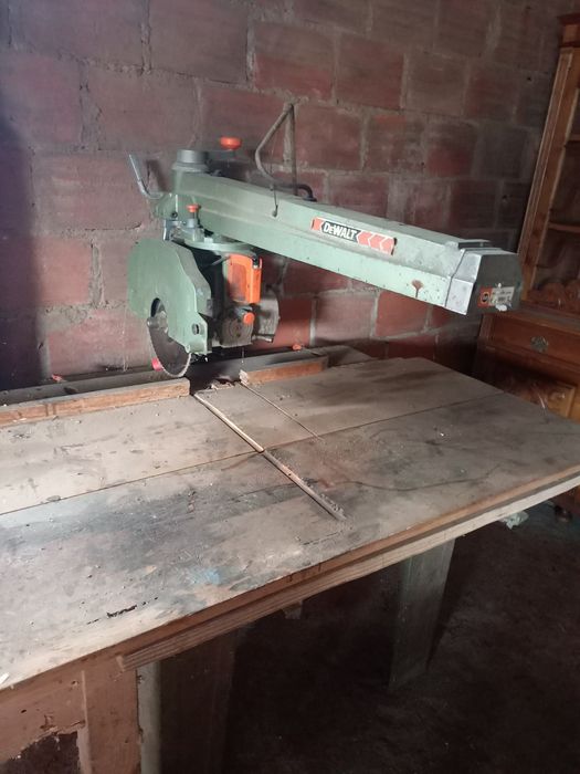 Serra de Braço Radial Vintage DeWalt / Black & Decker - Trifásica